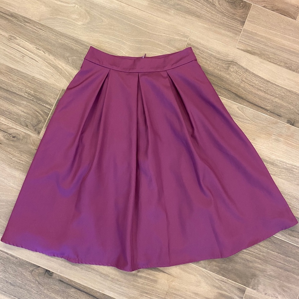 High waisted skirt